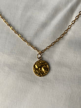 Afbeelding in Gallery-weergave laden, Cahaya coin necklace gold
